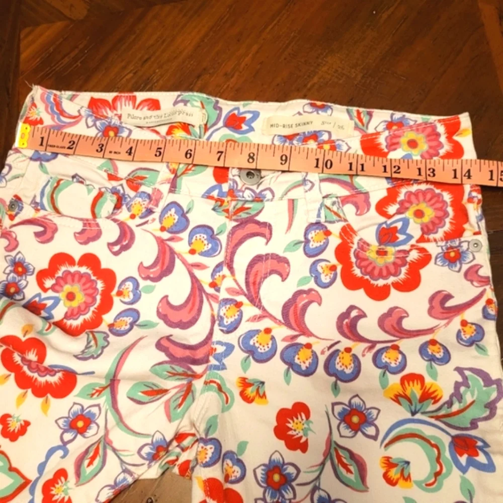 Anthropologie Pilcro Mid-Rise Skinny Jeans | Anthropologie Jeans | Floral Jeans